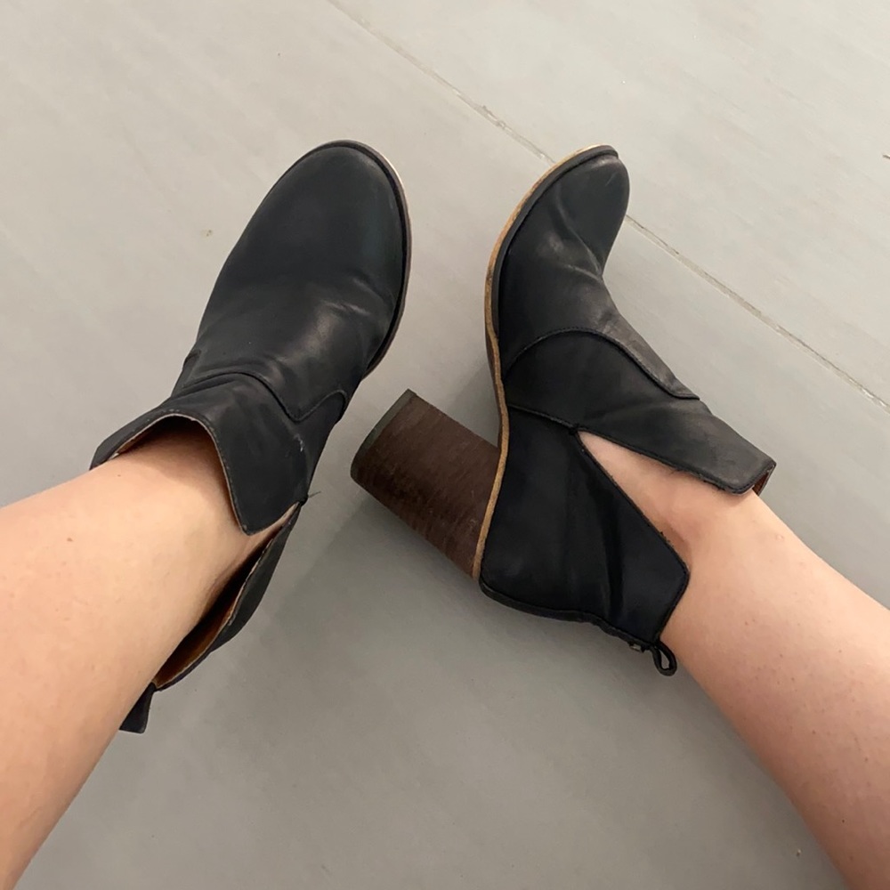 Melrose and Market Black Booties